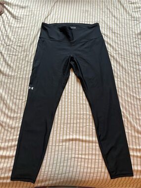 Under Armour Black Performance Leggings with Side Pocket
